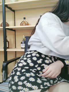 【中法情侶性愛日記】把小騷貨的蝴蝶逼美穴舔的濕濕的再插進去，紅繩捆綁無套猛操，爆射一身…
